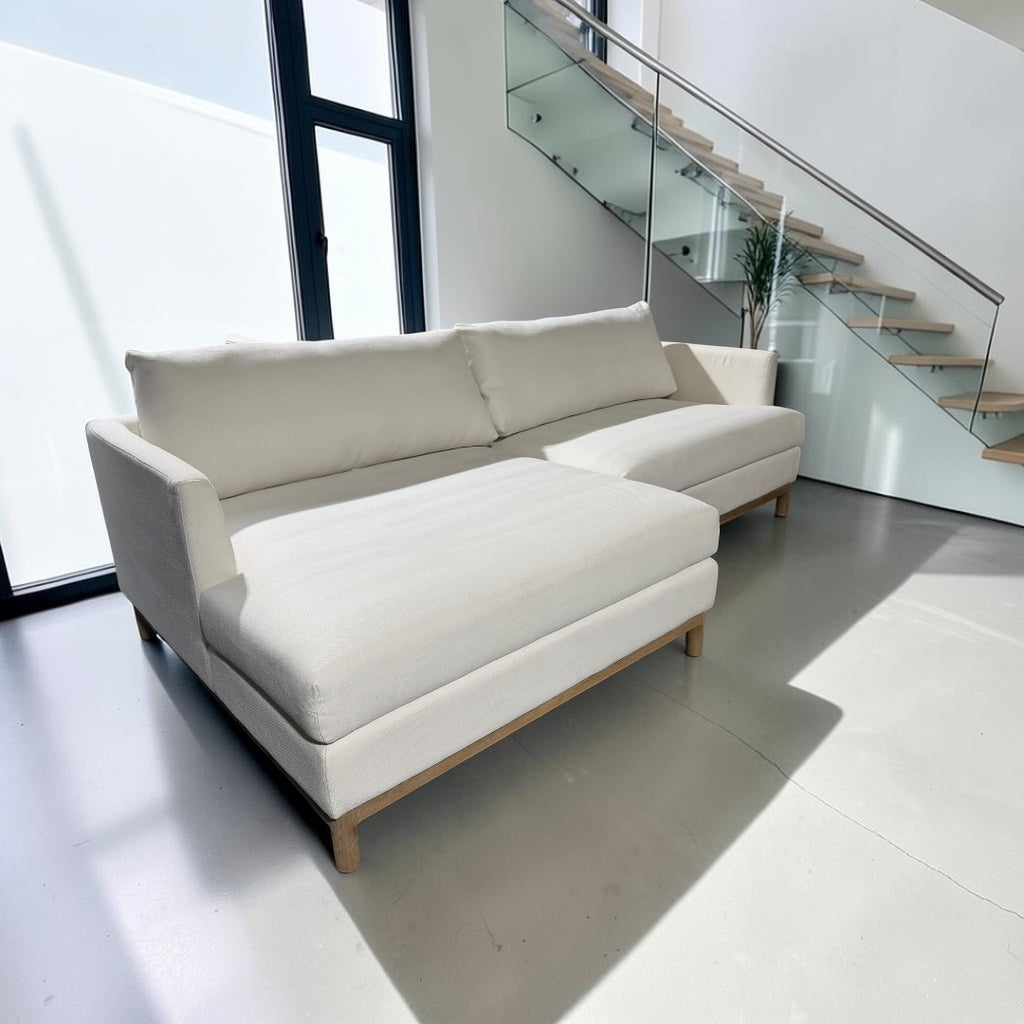 Potterybarn Theo 100" Sofa Chaise Sectional in Snow canvas Linen weave