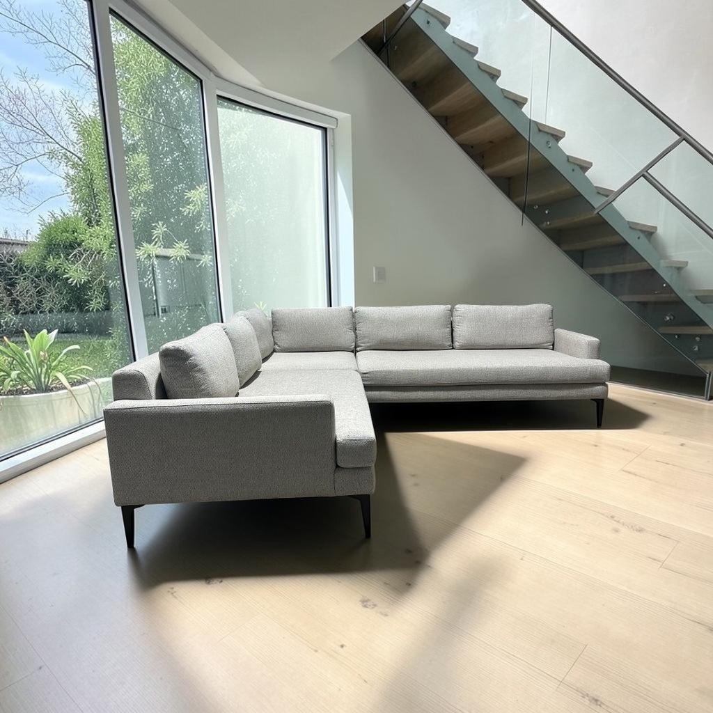 West Elm Andes 105” L-Shaped
Sectional Sofa with Ottoman in Gravel Twill