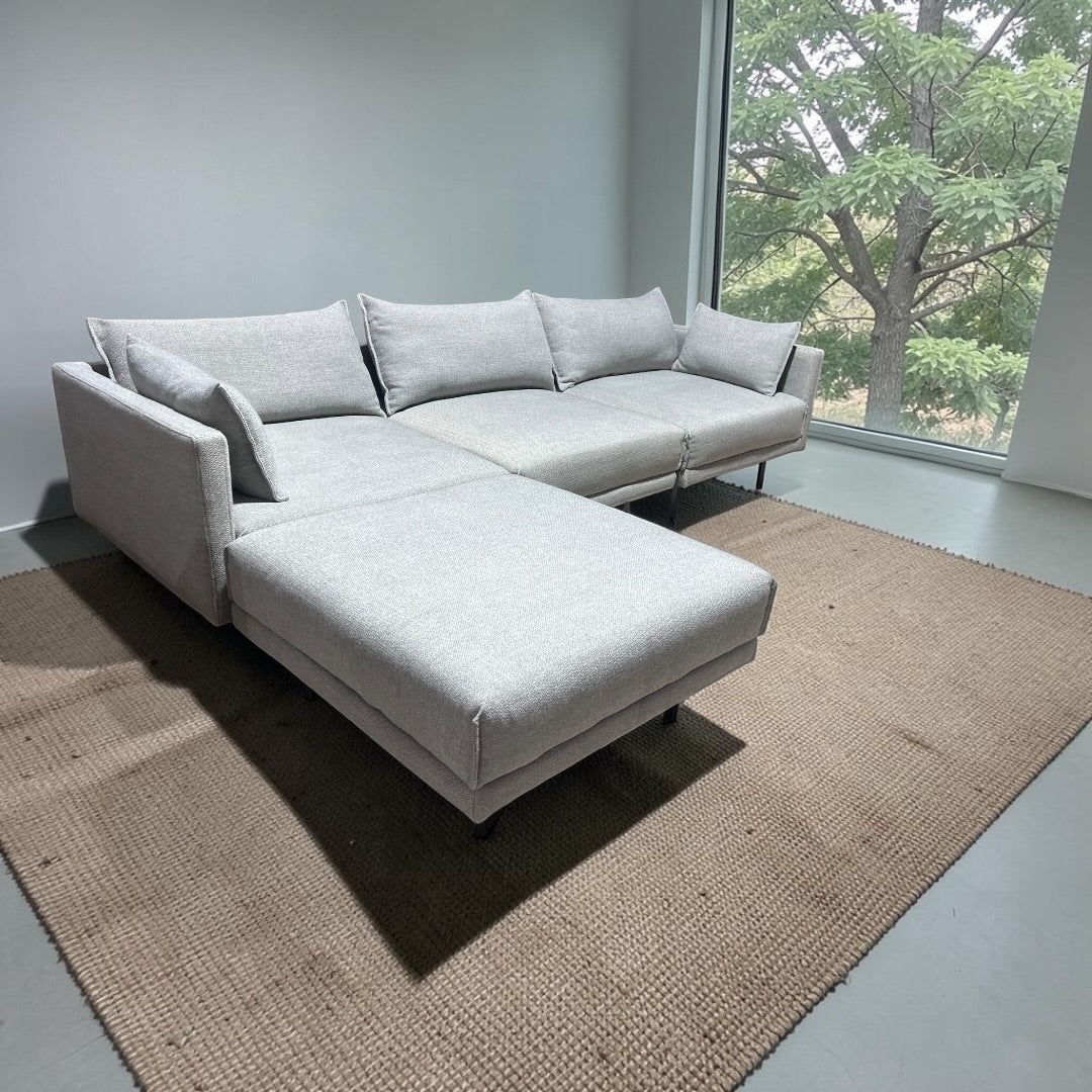 West Elm Modular Sofa Reversible Chaise Sectional Sofa in Performance Textured Linen Weave
