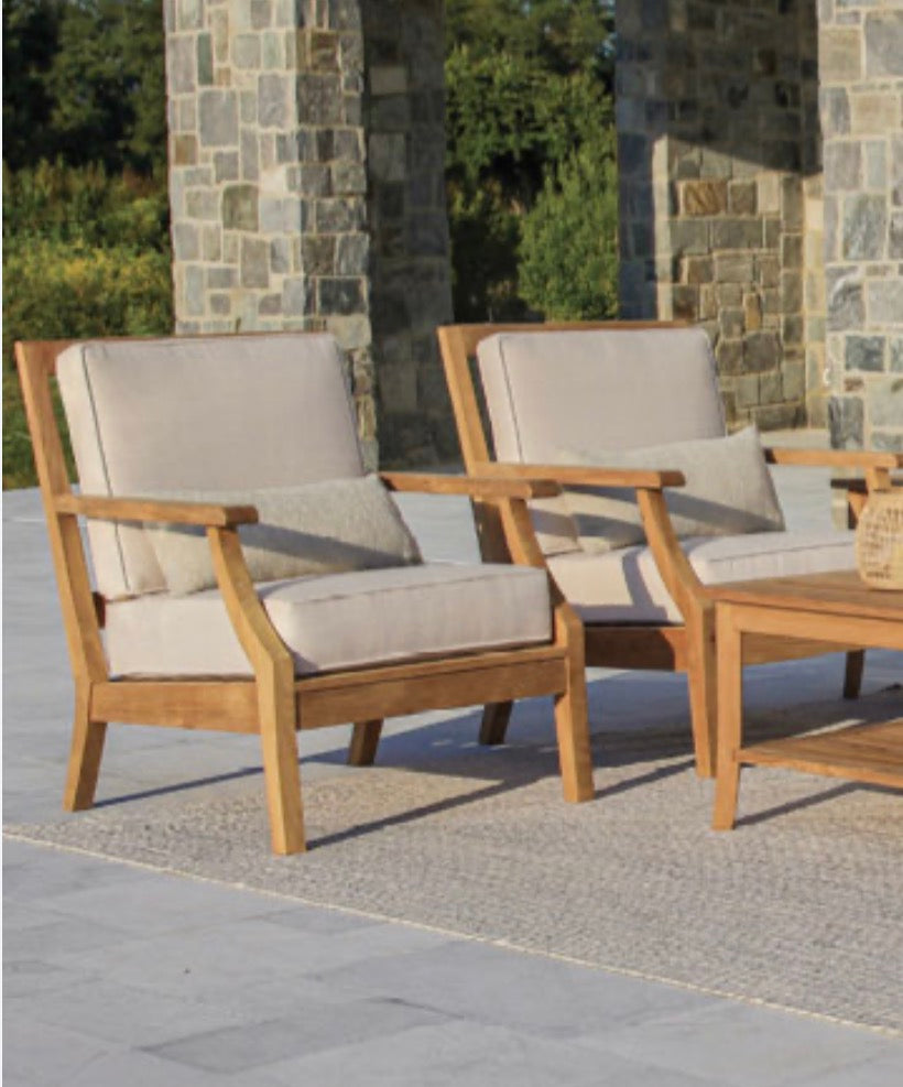 Restoration Hardware Santa Monica, Teak Outdoor Conversation Set, 4 Lounge Chairs, 2 Ottomans and a table in Natural Teak