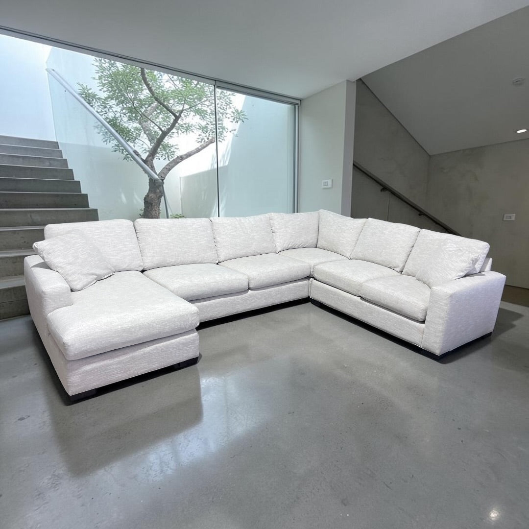 Room & Board Metro 136” 4 Piece U Shape Sofa Chaise Sectional Down Blend in Dawson Linen