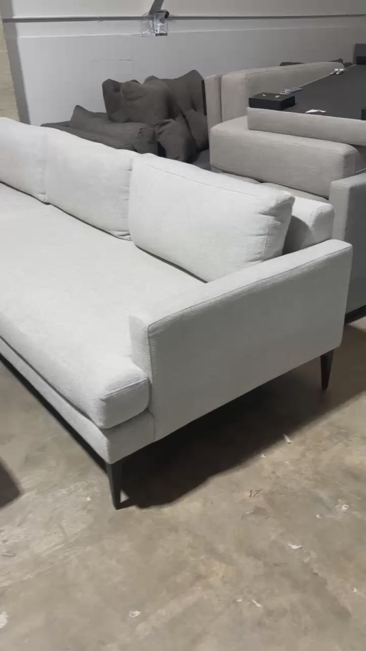 West Elm Andes 105” L-Shaped
Sectional Sofa with Ottoman in Gravel Twill